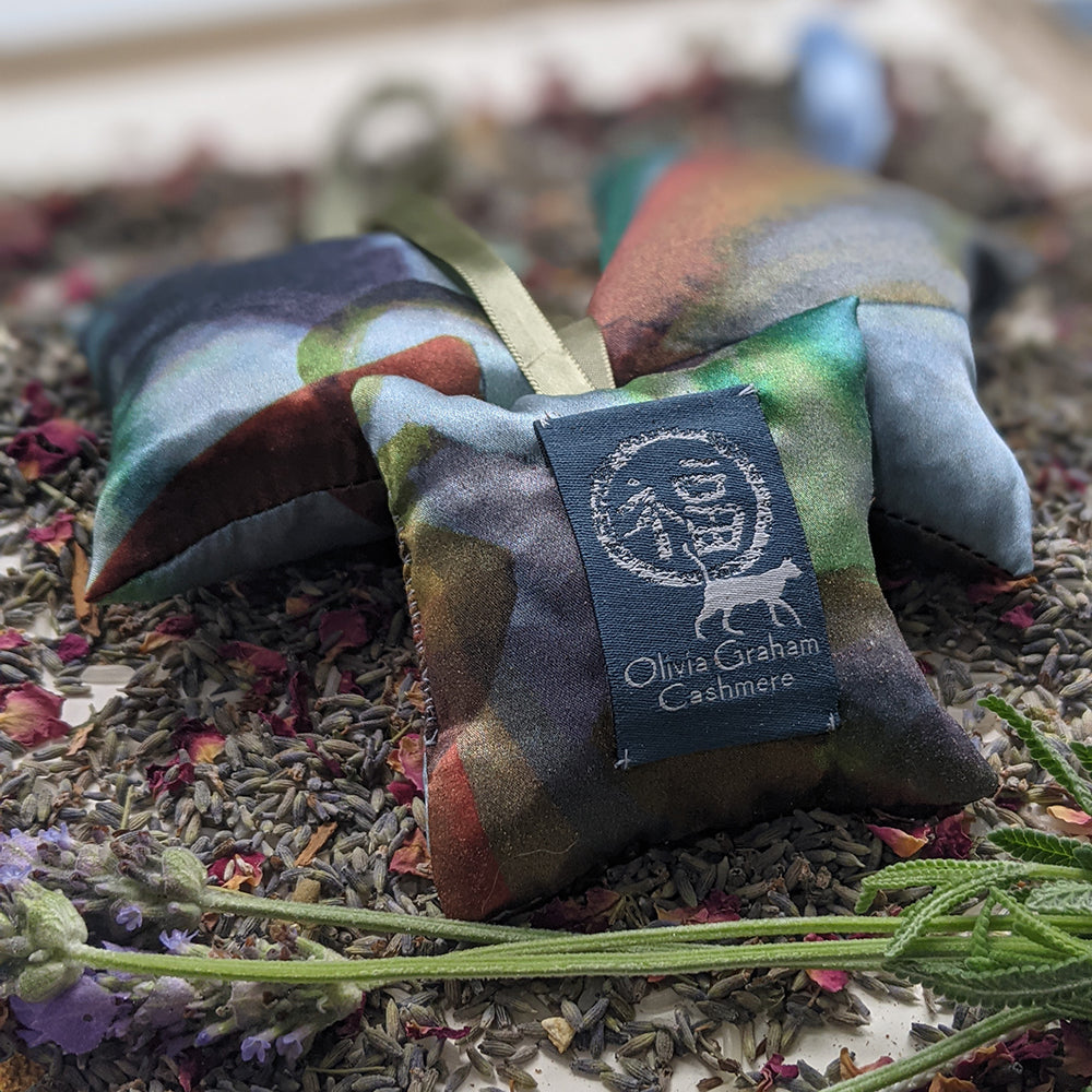 olivia graham cashmere lavender and rose bag